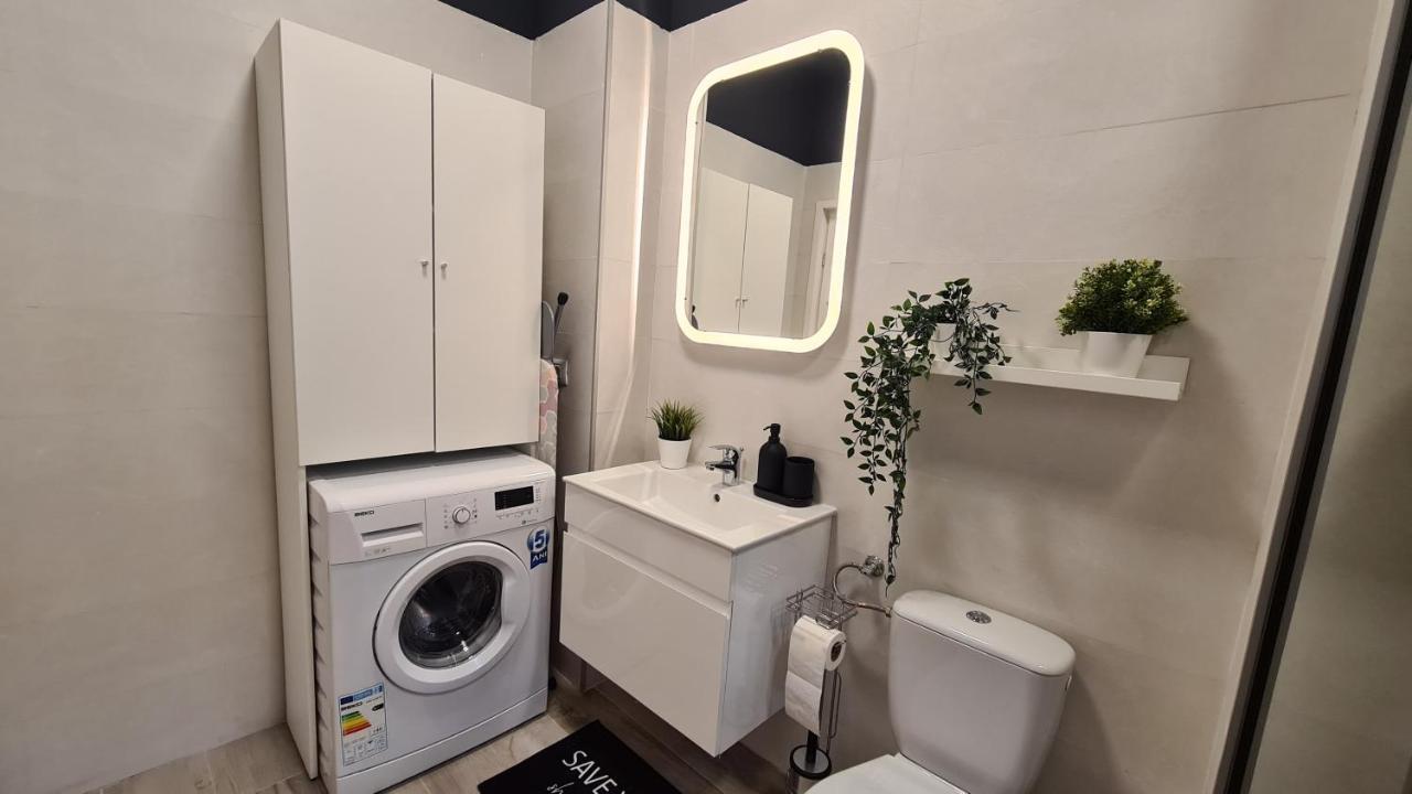 Calea Victoriei Studio By Magic Apartments Boekarest Buitenkant foto